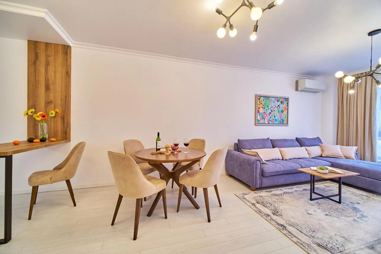 Premium Center Apartment In Grand Karavel Varna 0*,  Bulgária